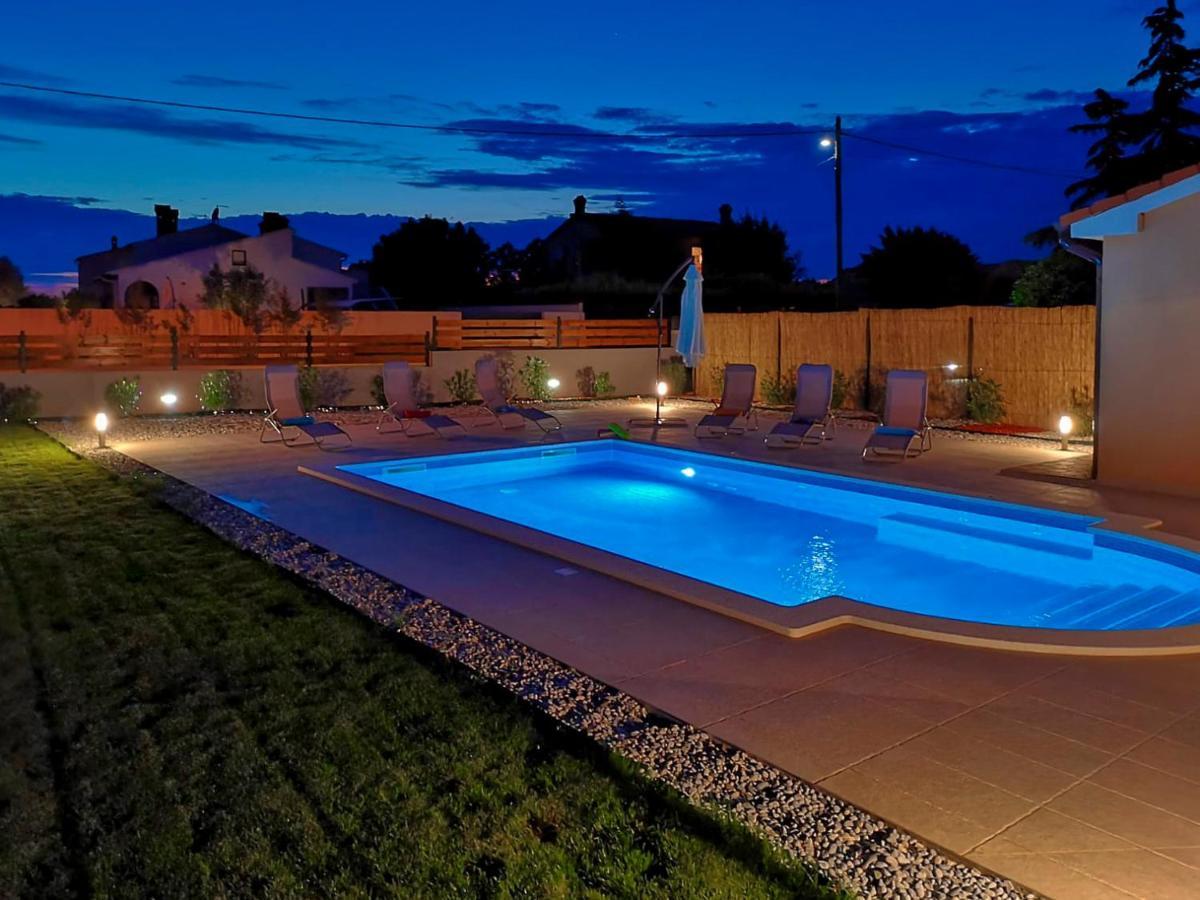 Villa Bartona For 8 Persons With Private Swimmingpool PUY Exterior foto