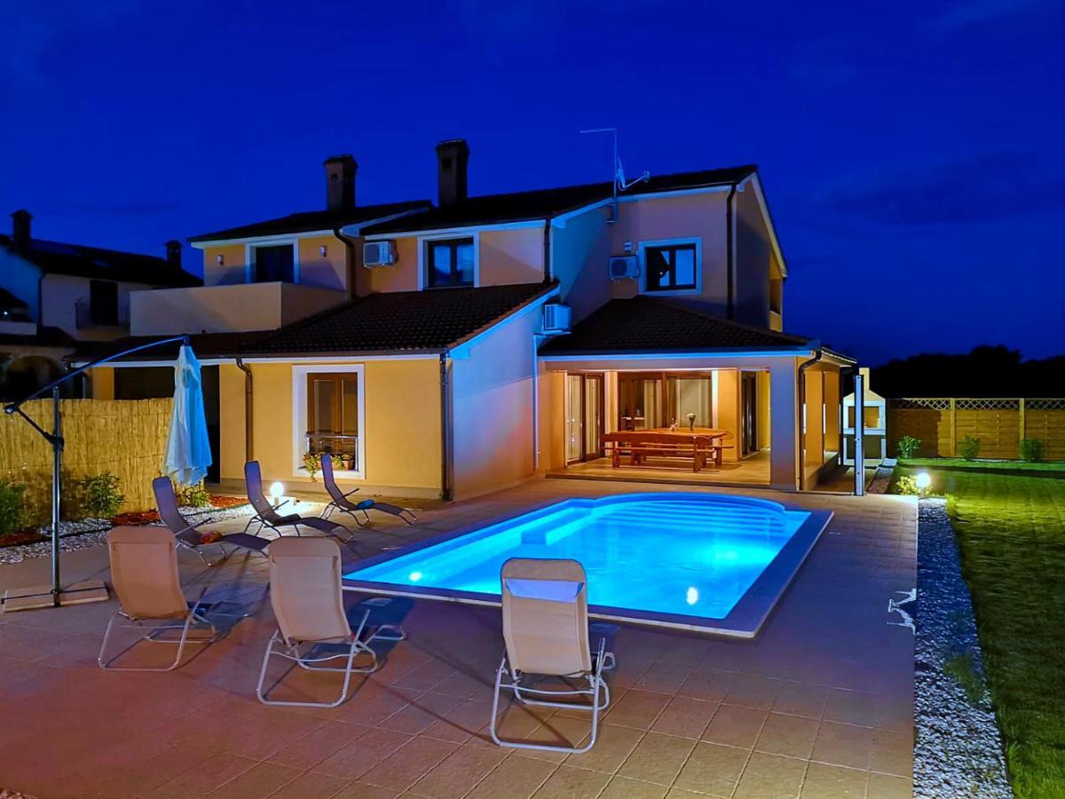 Villa Bartona For 8 Persons With Private Swimmingpool PUY Exterior foto