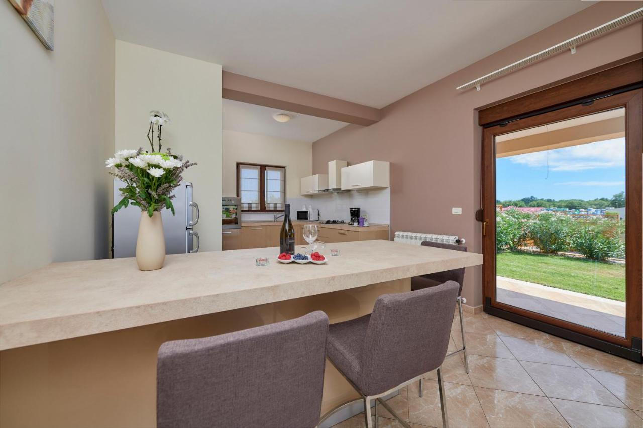 Villa Bartona For 8 Persons With Private Swimmingpool PUY Exterior foto