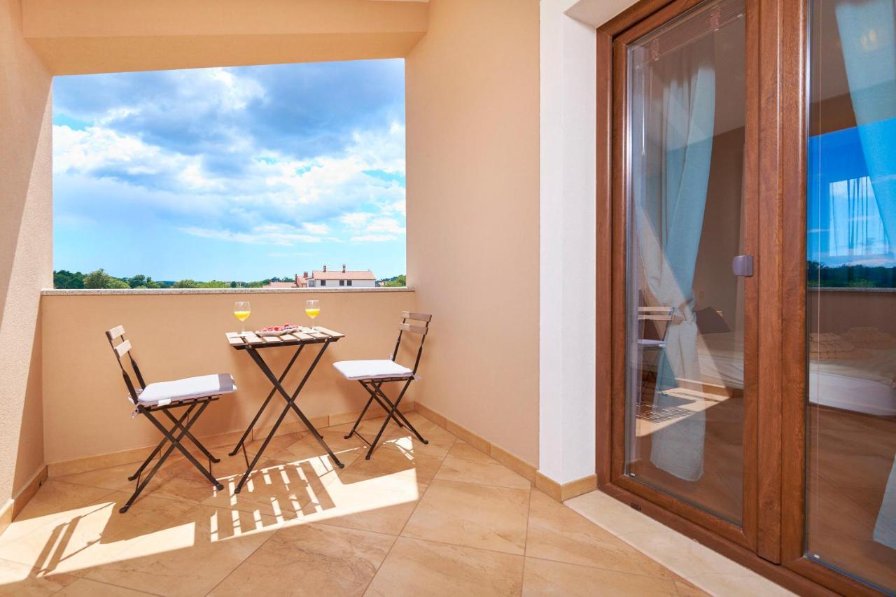 Villa Bartona For 8 Persons With Private Swimmingpool PUY Exterior foto