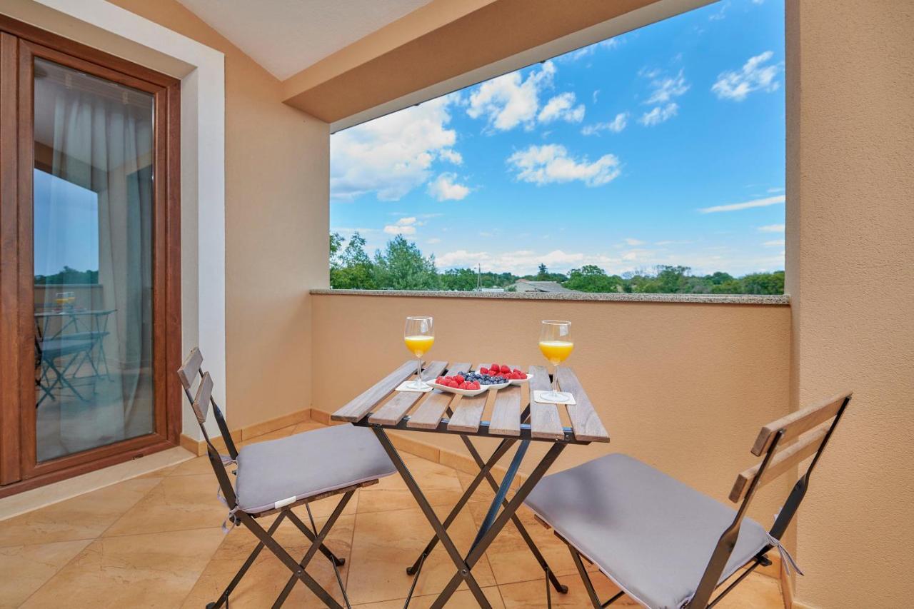 Villa Bartona For 8 Persons With Private Swimmingpool PUY Exterior foto